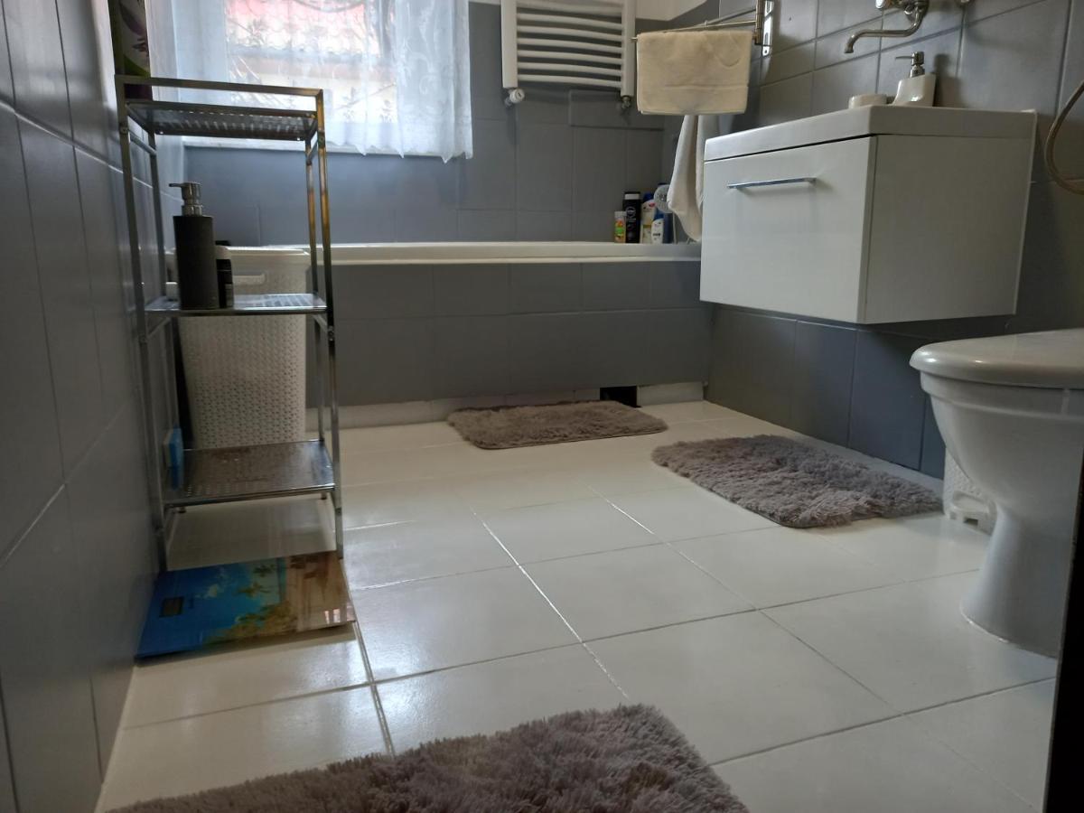 Pokoje Goscinne U Grazynki Nowy Sacz Bagian luar foto
