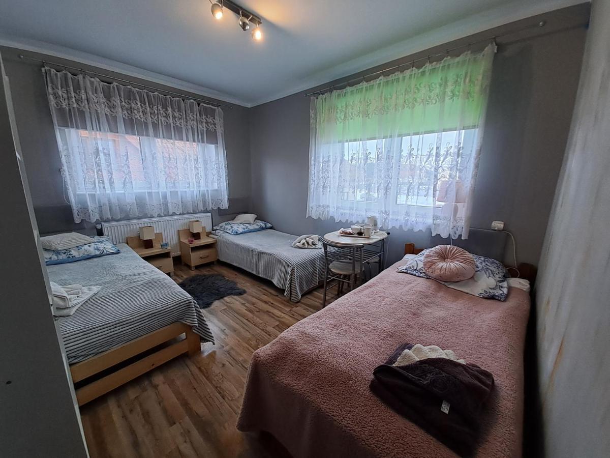 Pokoje Goscinne U Grazynki Nowy Sacz Bagian luar foto