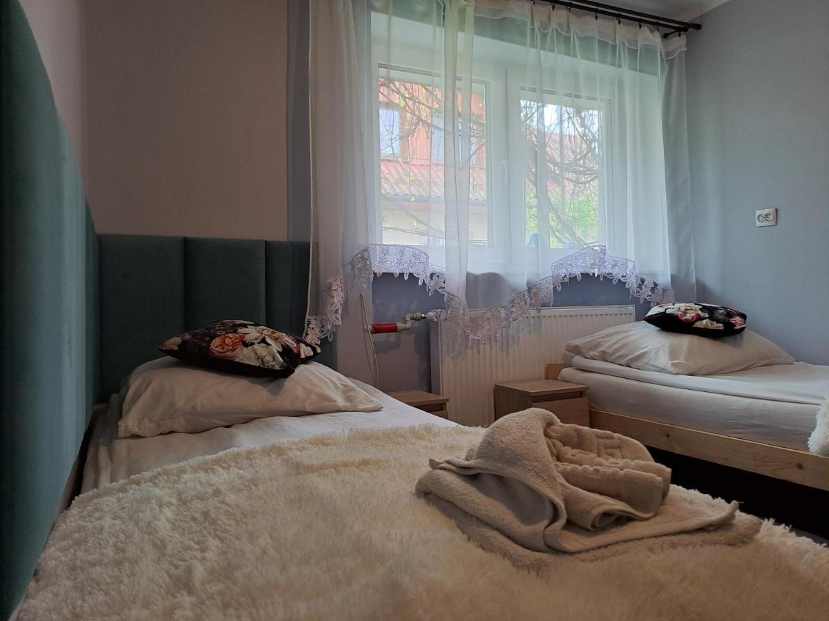 Pokoje Goscinne U Grazynki Nowy Sacz Bagian luar foto